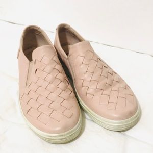 Ecco Soft Women’s Slip on tennis shoes Rose Dust size 40